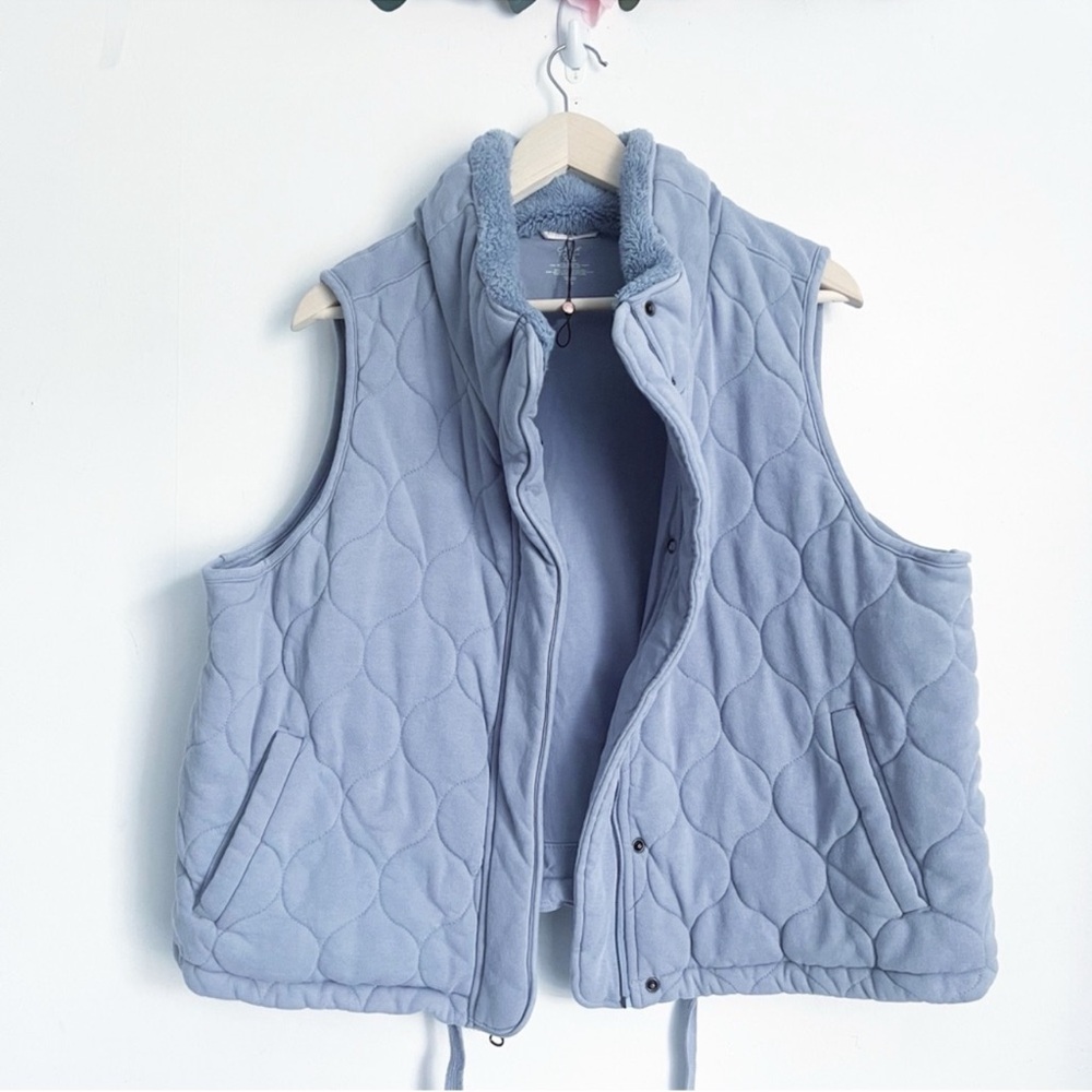 CALIA CROPPED LIGHT BLUE VEST